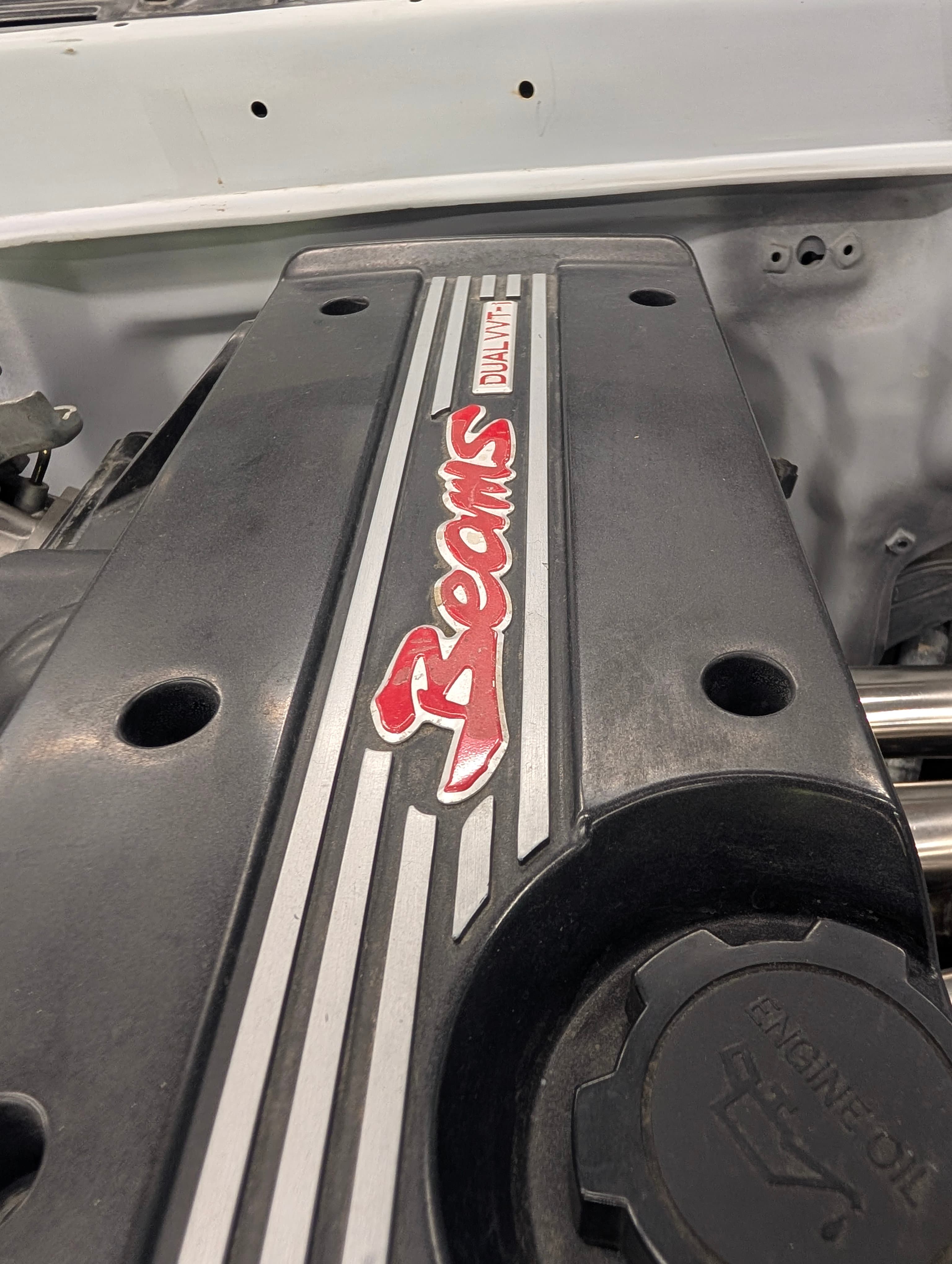 Toyota Beams Dual VVT-i valve cover